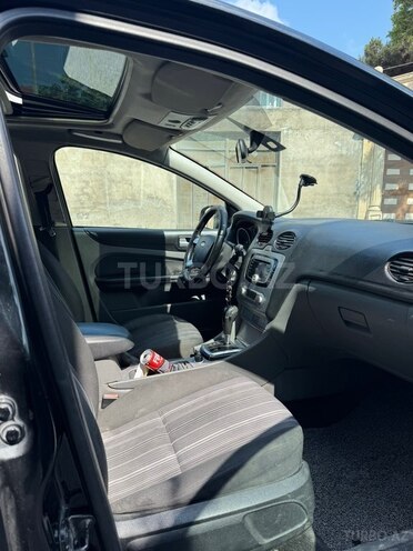 Ford Focus-5