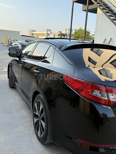 Kia Optima-4