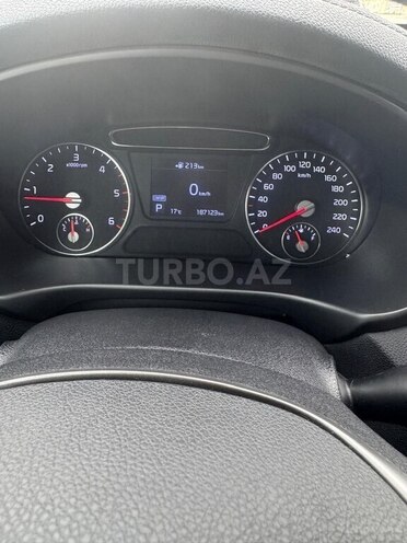 Kia Sorento-10