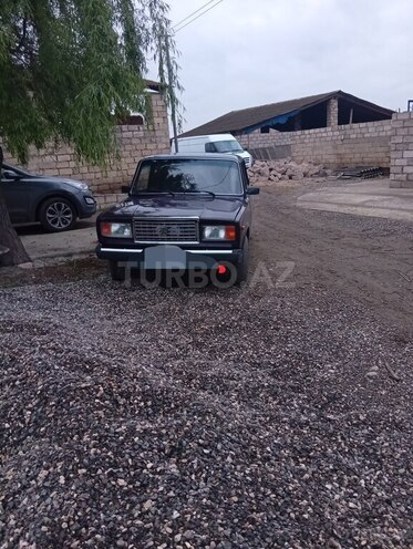 LADA (VAZ) 2107-4
