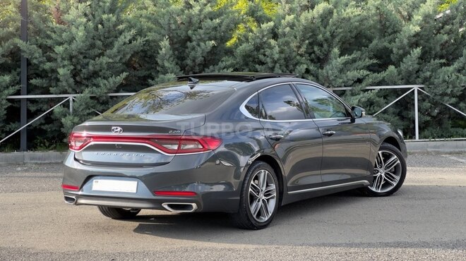 Hyundai Grandeur 2018, 202,000 km - 2.2 l - Bakı
