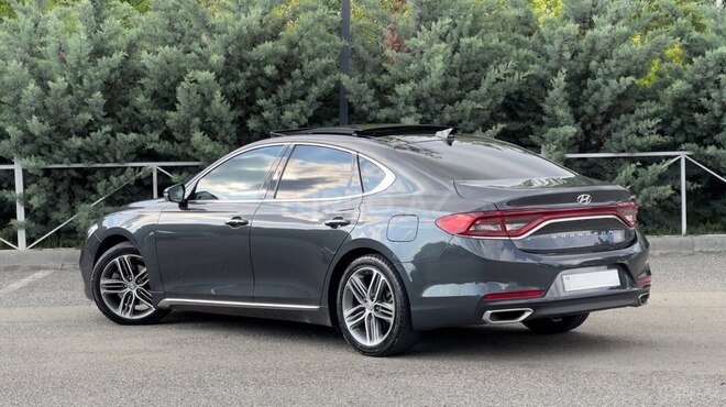 Hyundai Grandeur 2018, 202,000 km - 2.2 l - Bakı