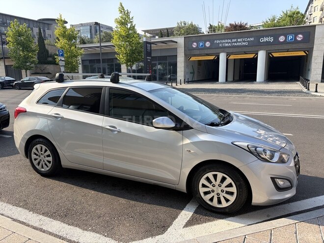 Hyundai i30-6