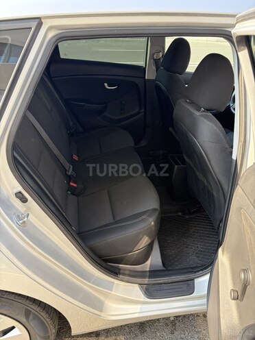 Hyundai i30-9