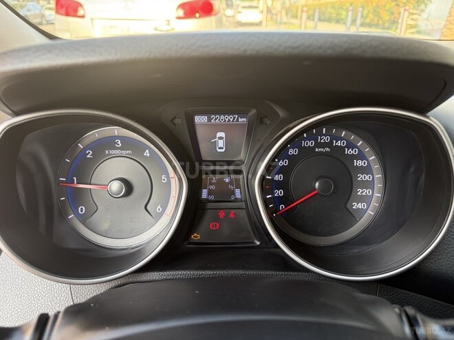 Hyundai i30-15