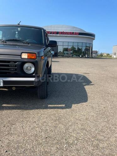 LADA (VAZ) Niva-2