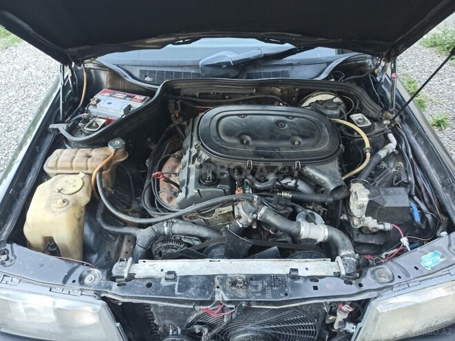 Mercedes 190-8