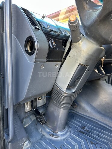 Mercedes Atego 1215-21