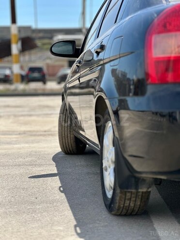 Hyundai Accent-5