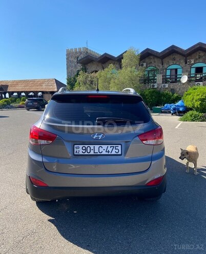 Hyundai ix35-4
