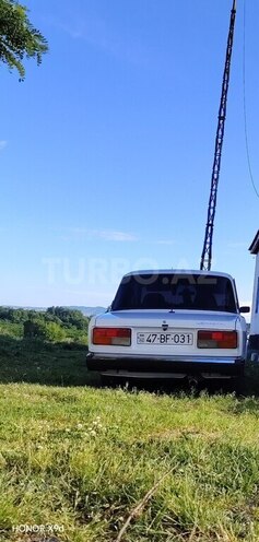 LADA (VAZ) 2107-2
