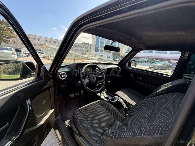 LADA (VAZ) Niva-4