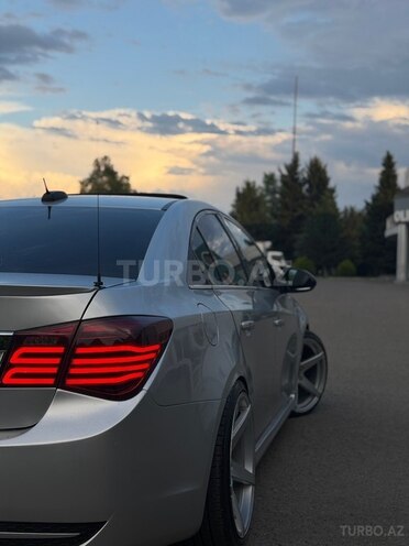 Chevrolet Cruze-5