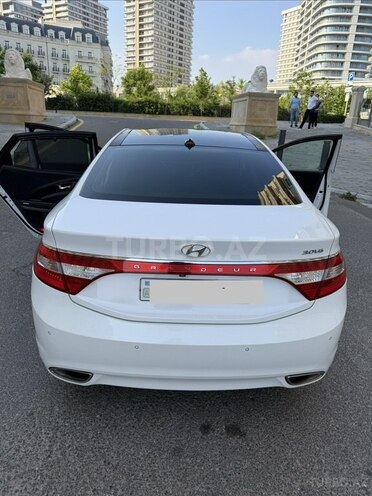 Hyundai Grandeur-7
