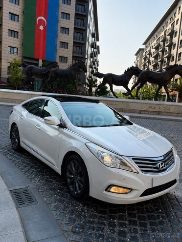 Hyundai Grandeur-2