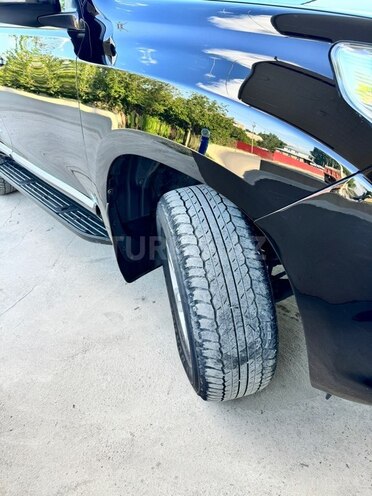 Toyota Land Cruiser Prado-18