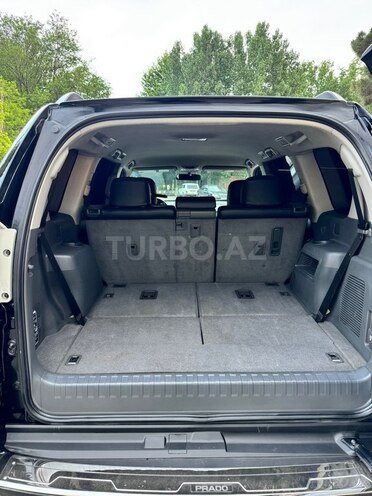 Toyota Land Cruiser Prado-17