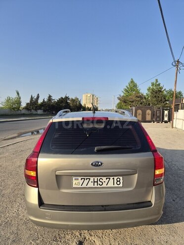 Kia Ceed SW-3