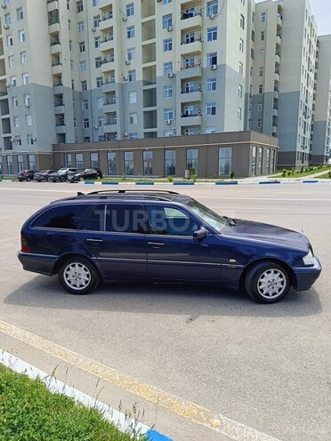 Mercedes C 240-13
