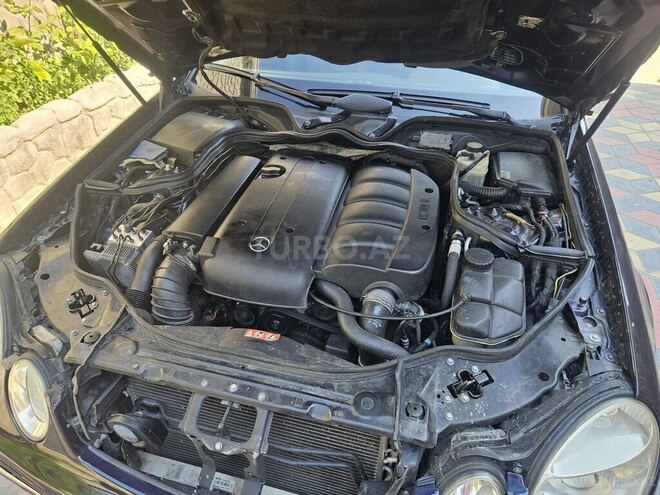 Mercedes E 220-9