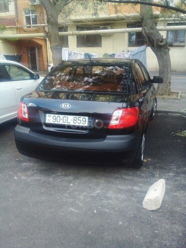 Kia Rio-2