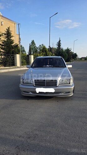 Mercedes C 240-1