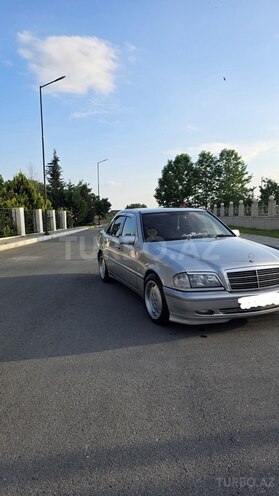 Mercedes C 240-3