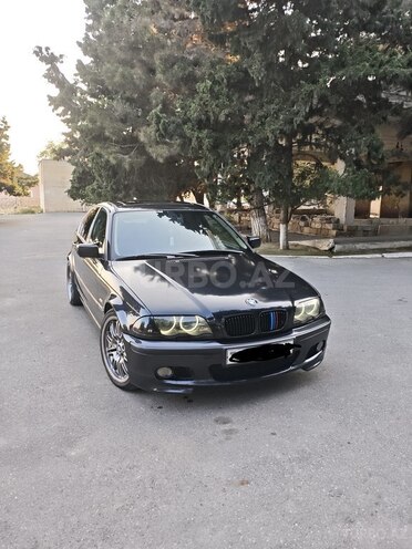 BMW 320-7