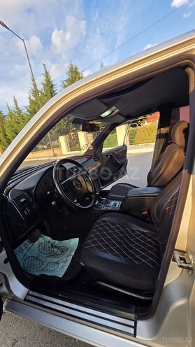Mercedes C 240-11