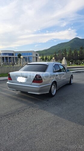 Mercedes C 240-5