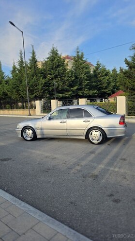 Mercedes C 240-7