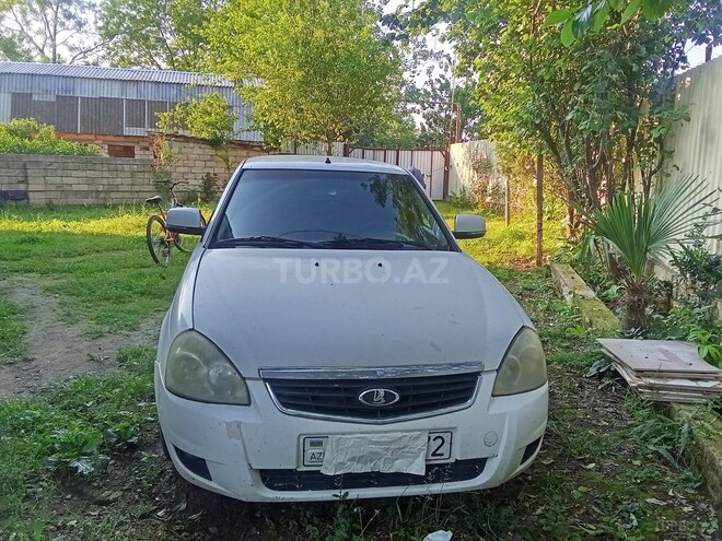 LADA (VAZ) Priora-1