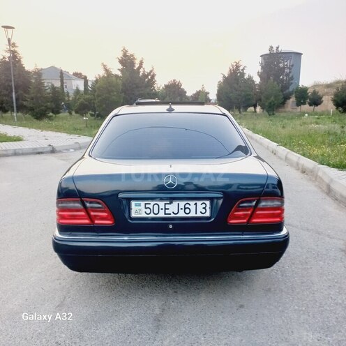Mercedes E 240-9