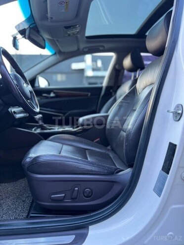 Kia K7-17