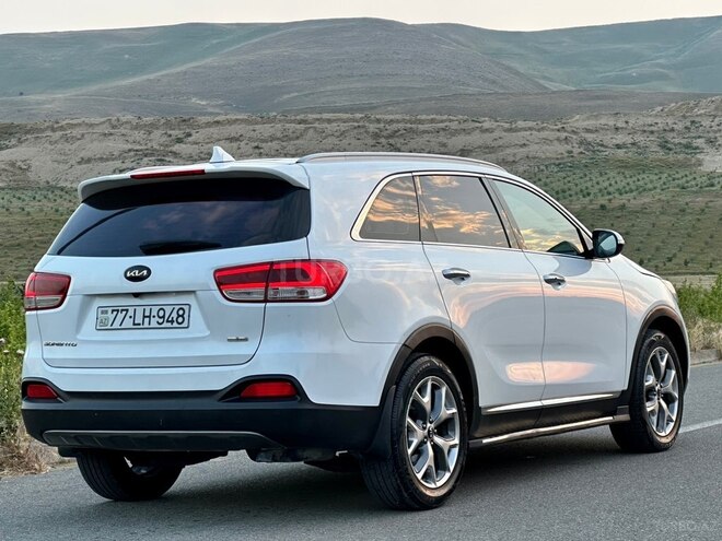 Kia Sorento-4