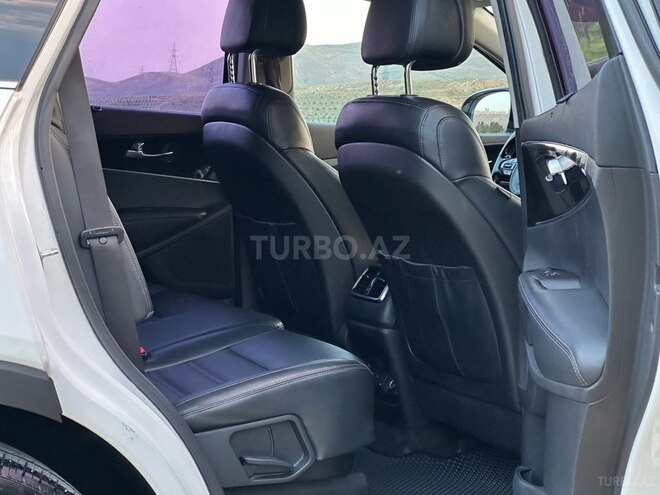 Kia Sorento-9