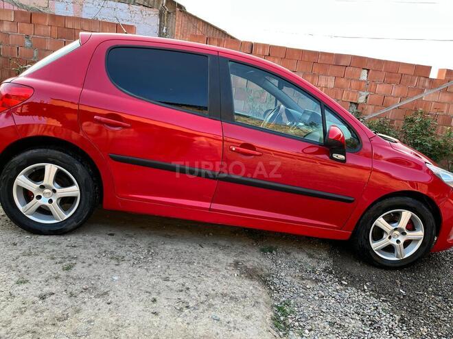 Peugeot 207-3