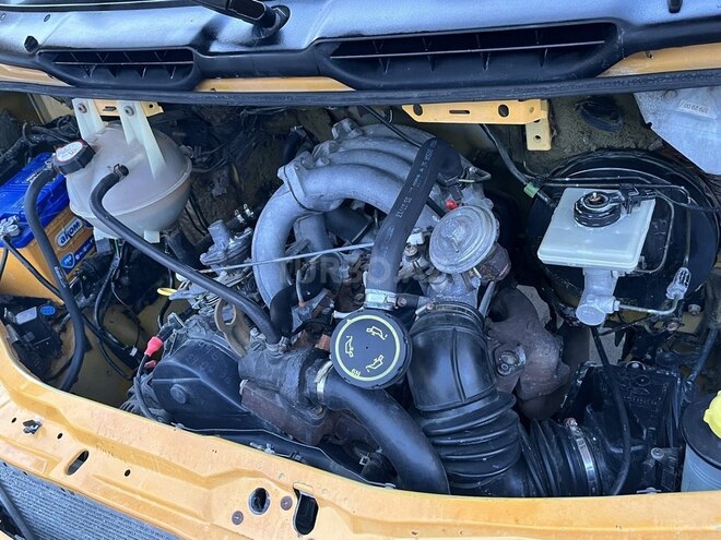 Ford Transit-5