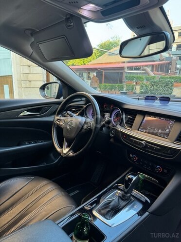 Opel Insignia-7