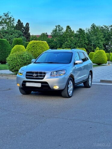 Hyundai Santa Fe-1