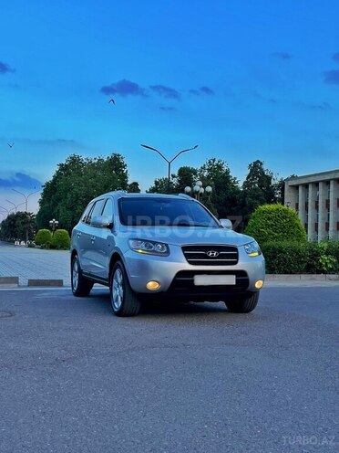 Hyundai Santa Fe-4