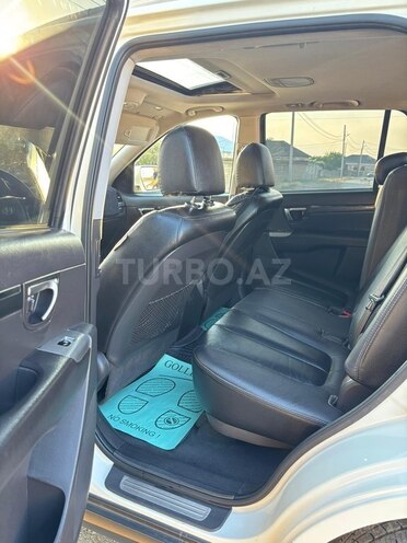 Hyundai Santa Fe-14