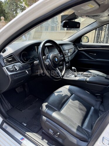 BMW 520d-13