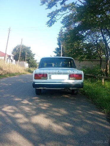 LADA (VAZ) 2107-4