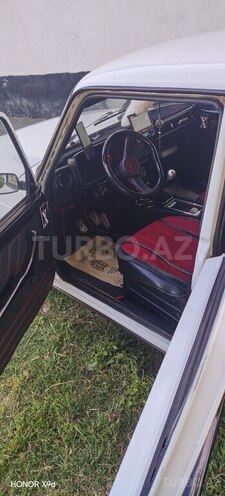 LADA (VAZ) 2107-9