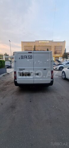Ford Transit-2
