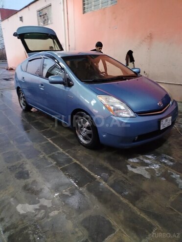 Toyota Prius-1