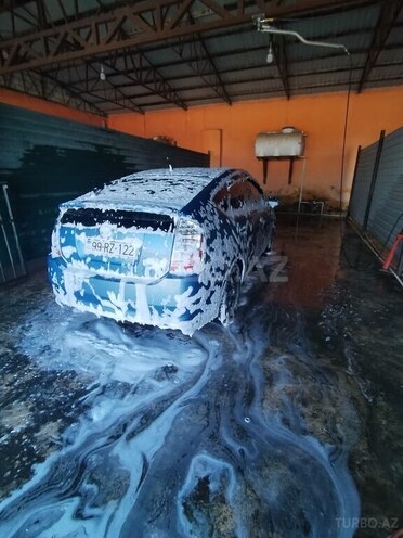Toyota Prius-3