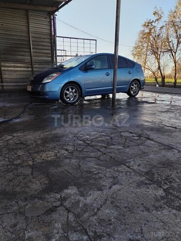 Toyota Prius-5