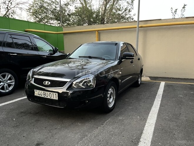 LADA (VAZ) Priora-1